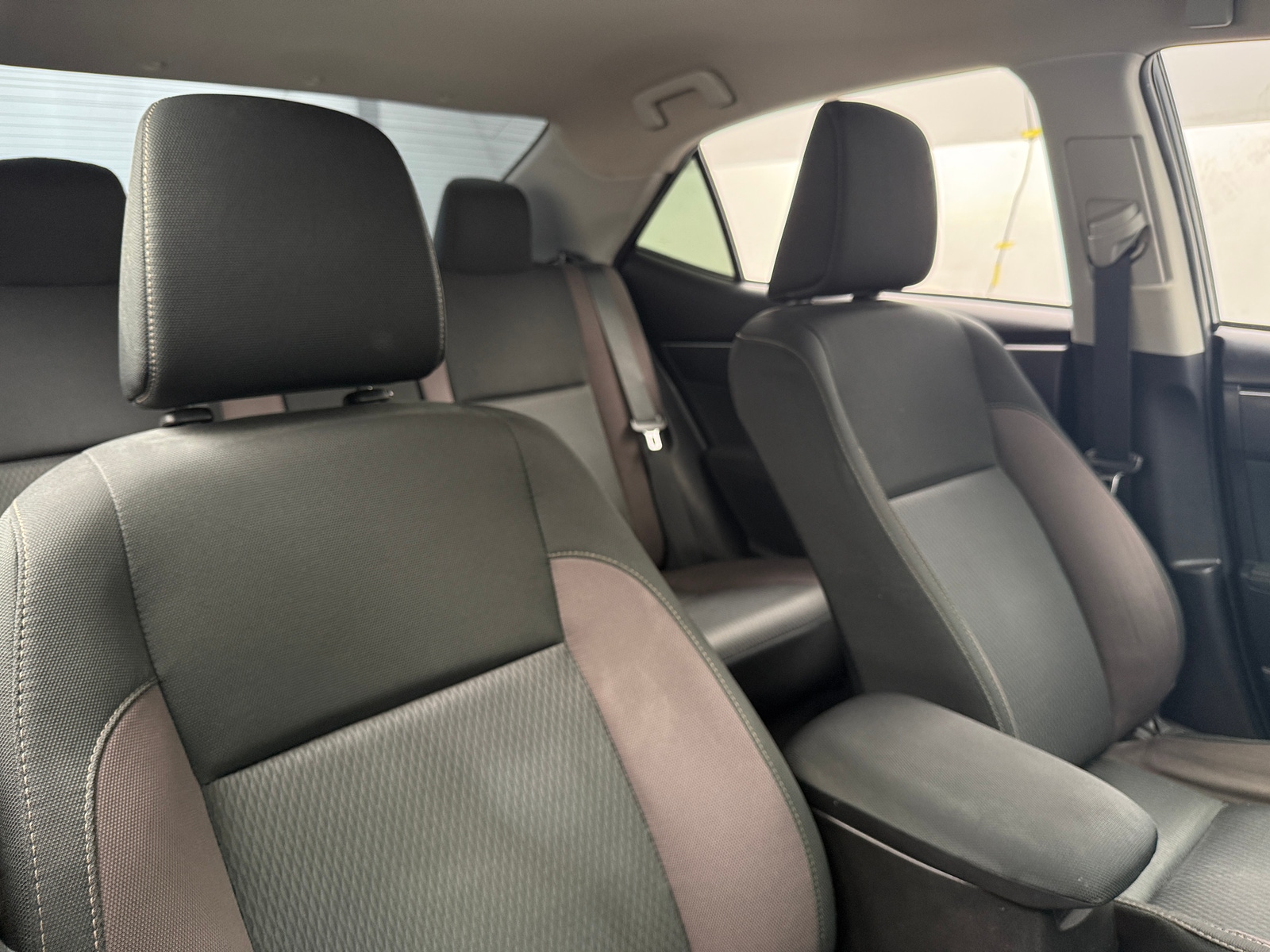 Thumbnail: 2017 Toyota Corolla - 2