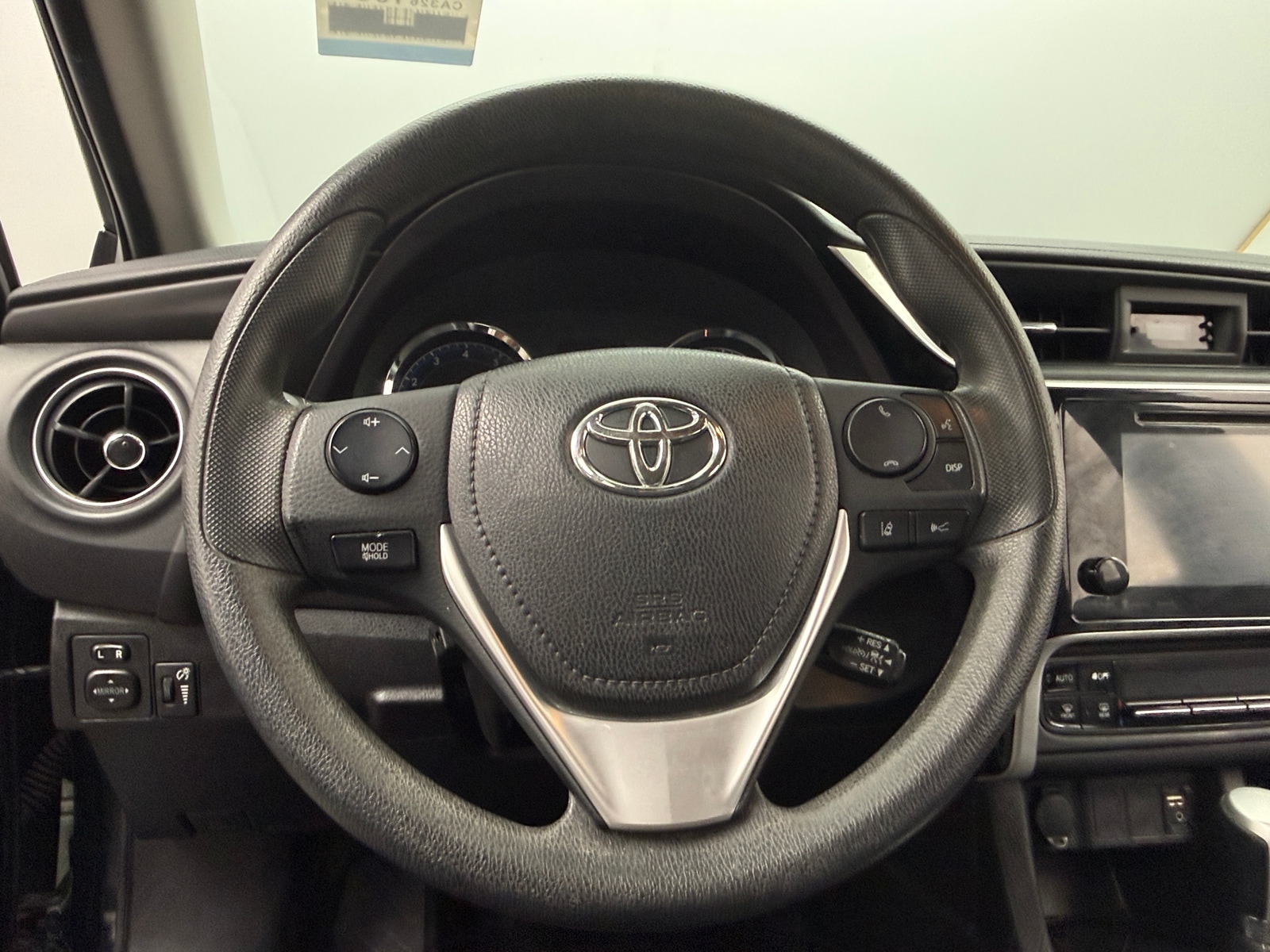 Thumbnail: 2017 Toyota Corolla - 5