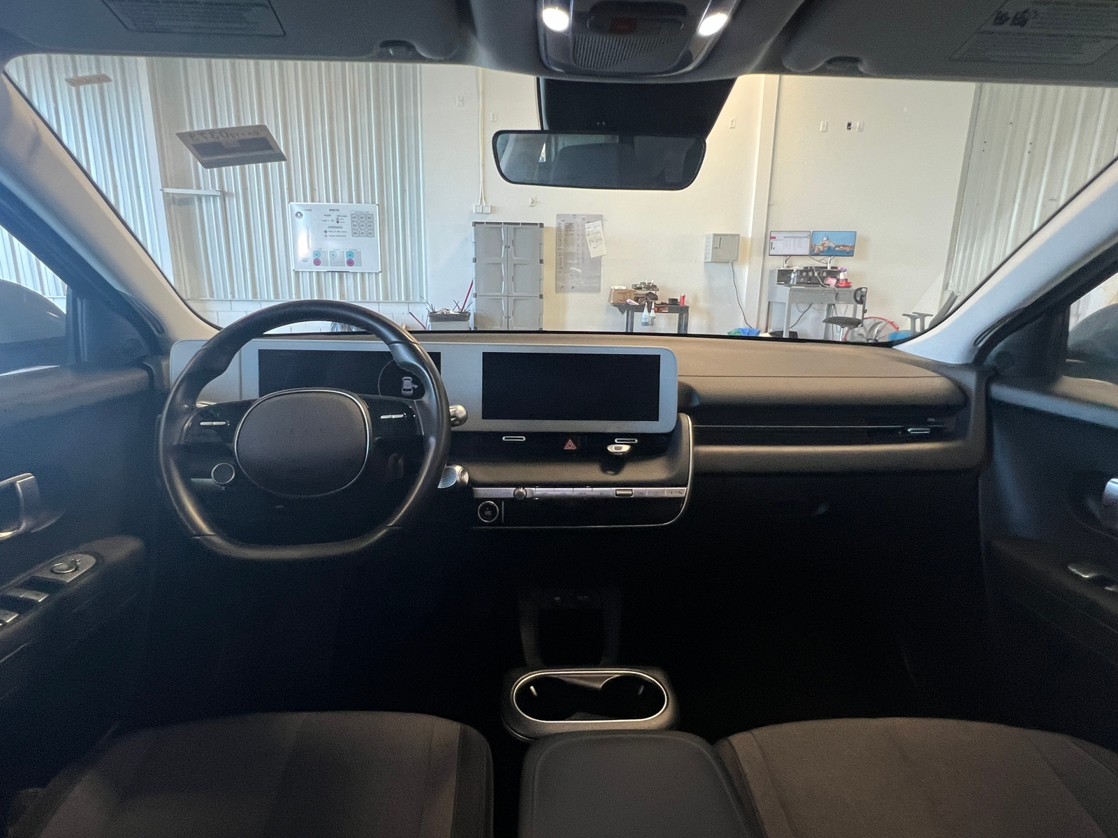 Thumbnail: 2024 Hyundai Ioniq 5 - 3