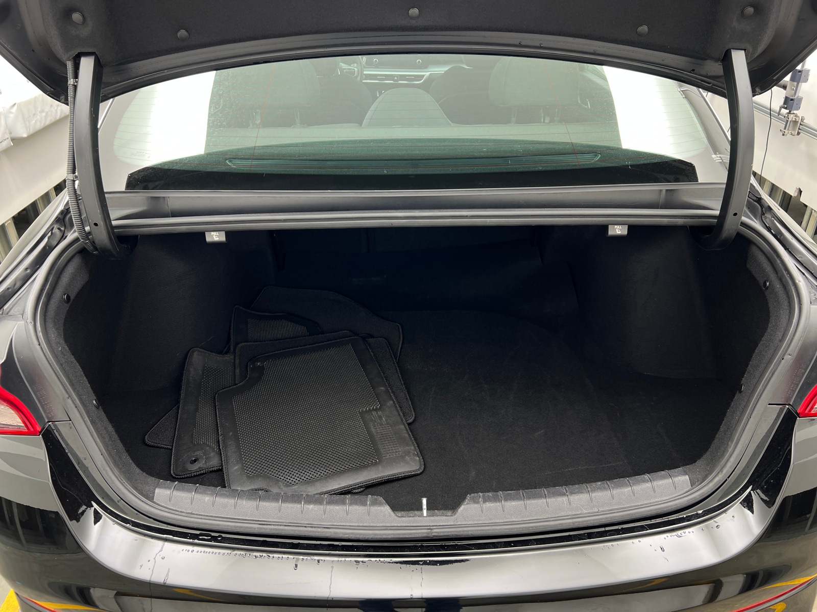 Thumbnail: 2023 Kia K5 - 7