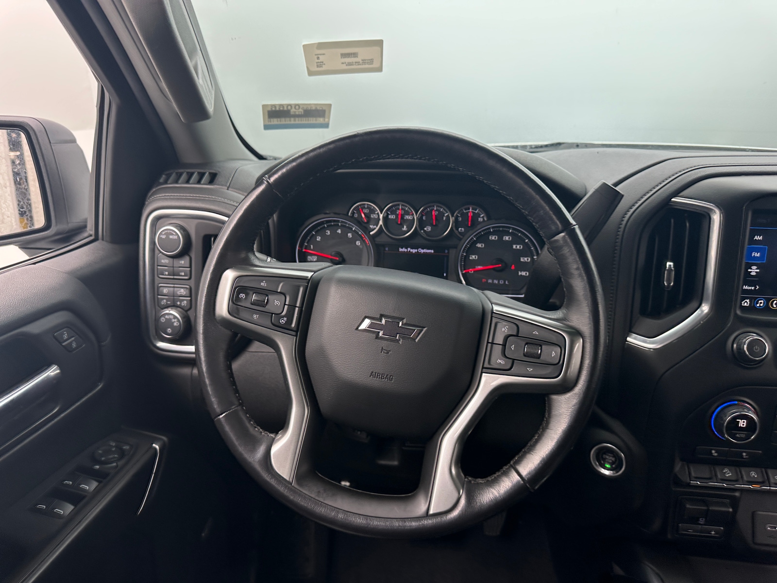 Thumbnail: 2020 Chevrolet Silverado 1500 - 4