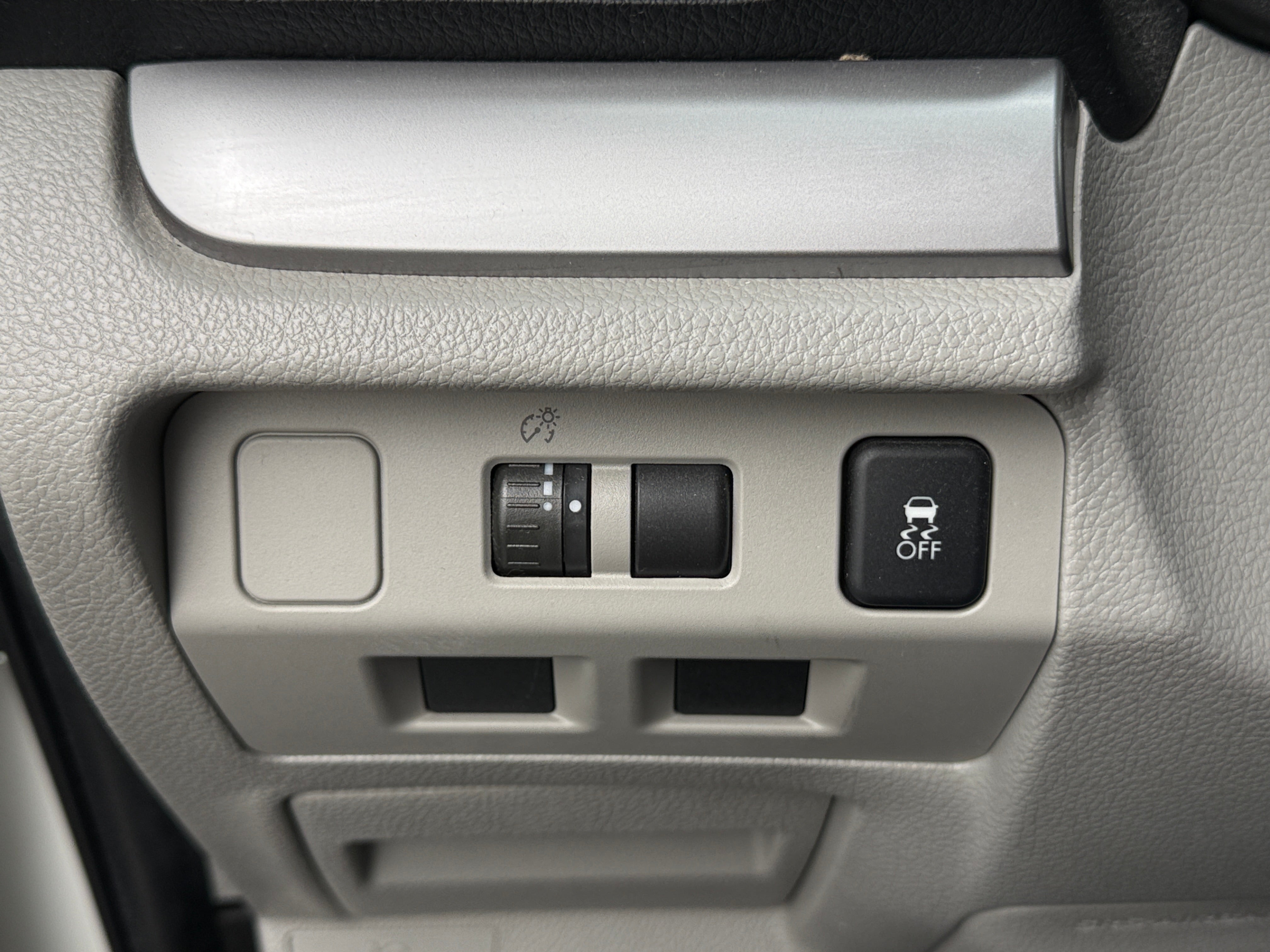 Used 2015 Subaru Forester i Premium with VIN JF2SJAGC7FH488984 for sale in Oak Creek, WI