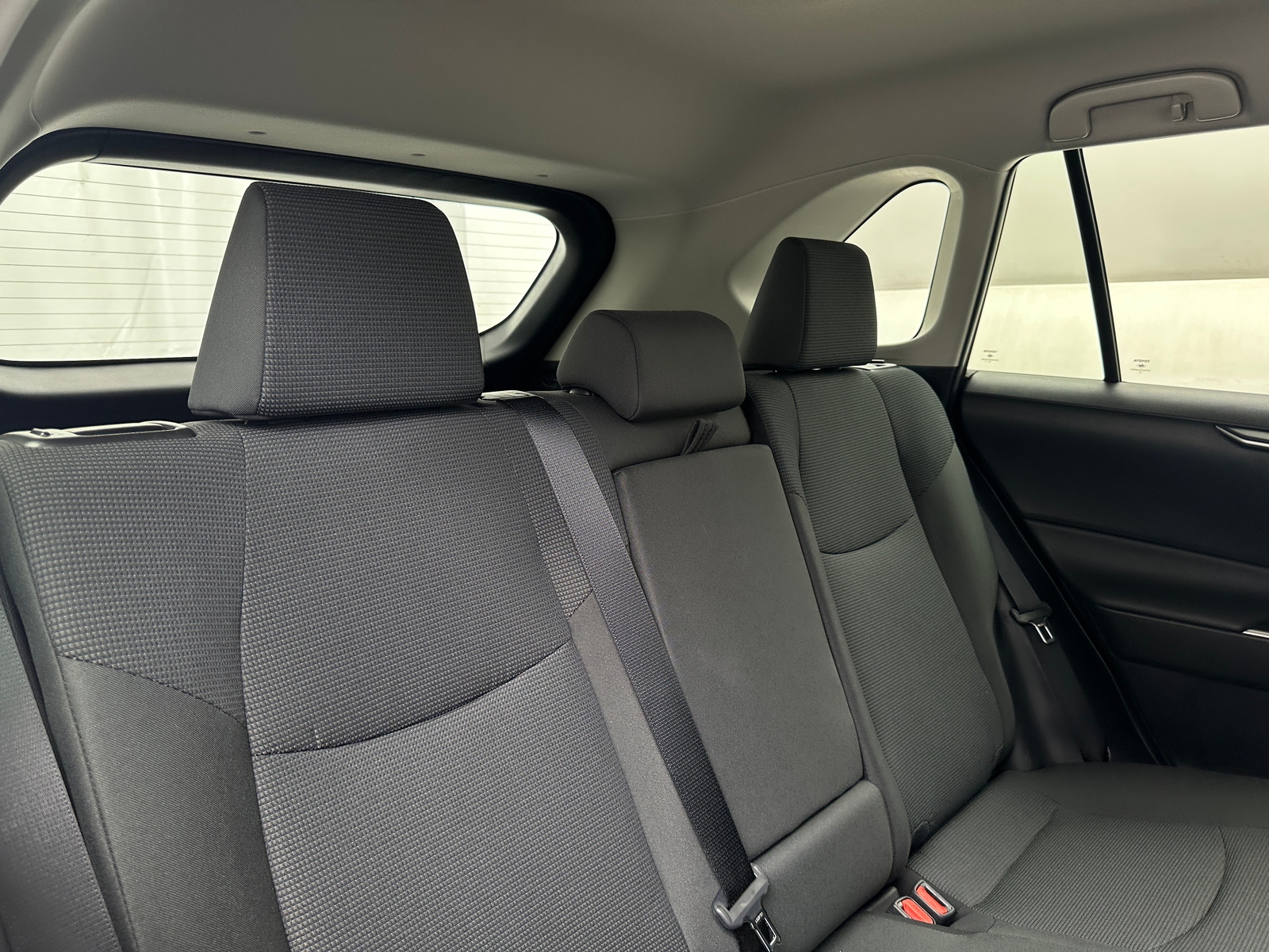 Thumbnail: 2020 Toyota RAV4 - 6