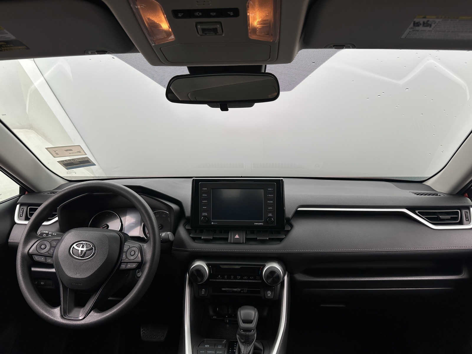 Thumbnail: 2020 Toyota RAV4 - 3