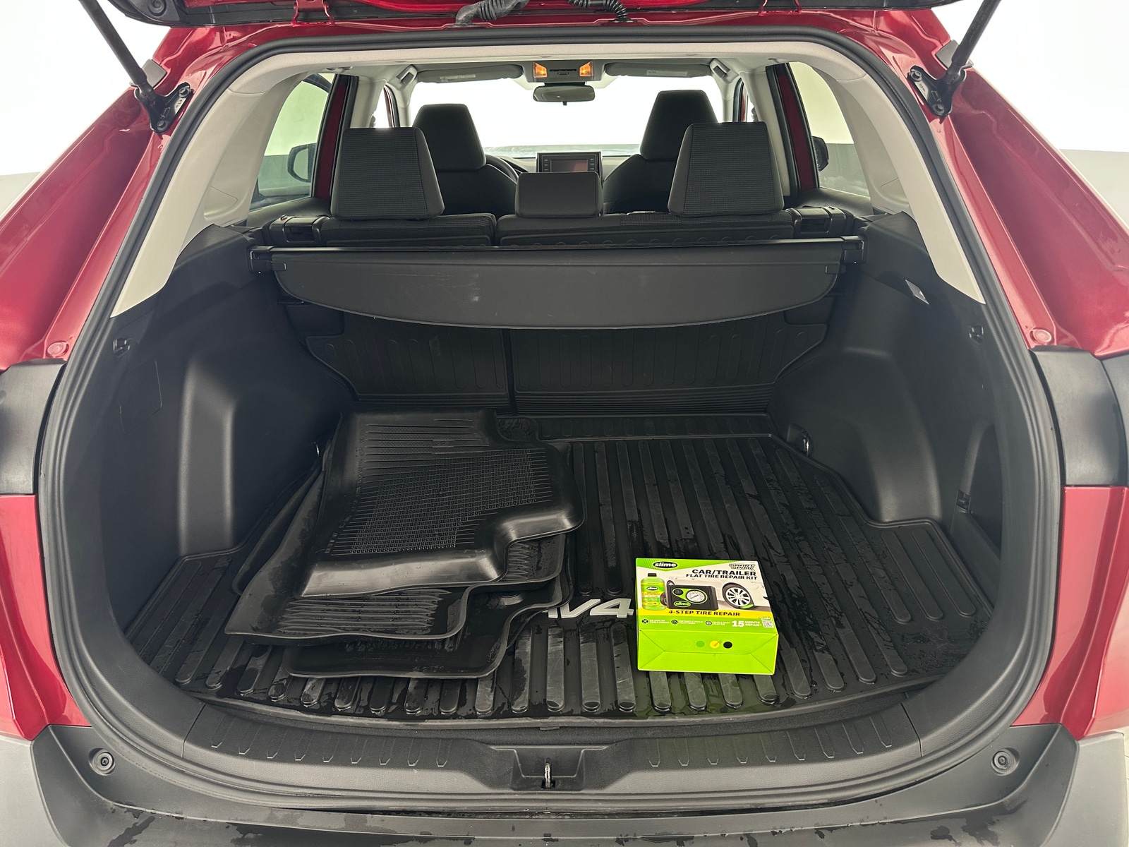 Thumbnail: 2020 Toyota RAV4 - 7