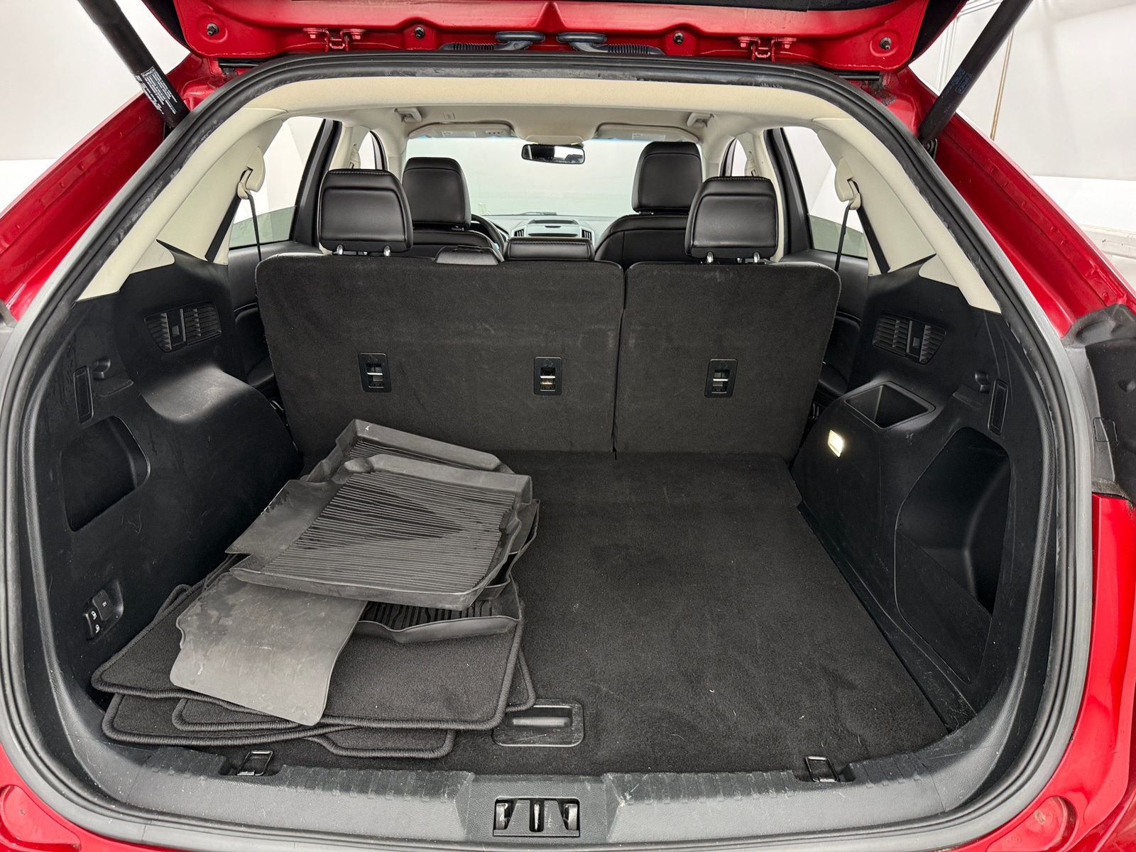 Thumbnail: 2020 Ford Edge - 6