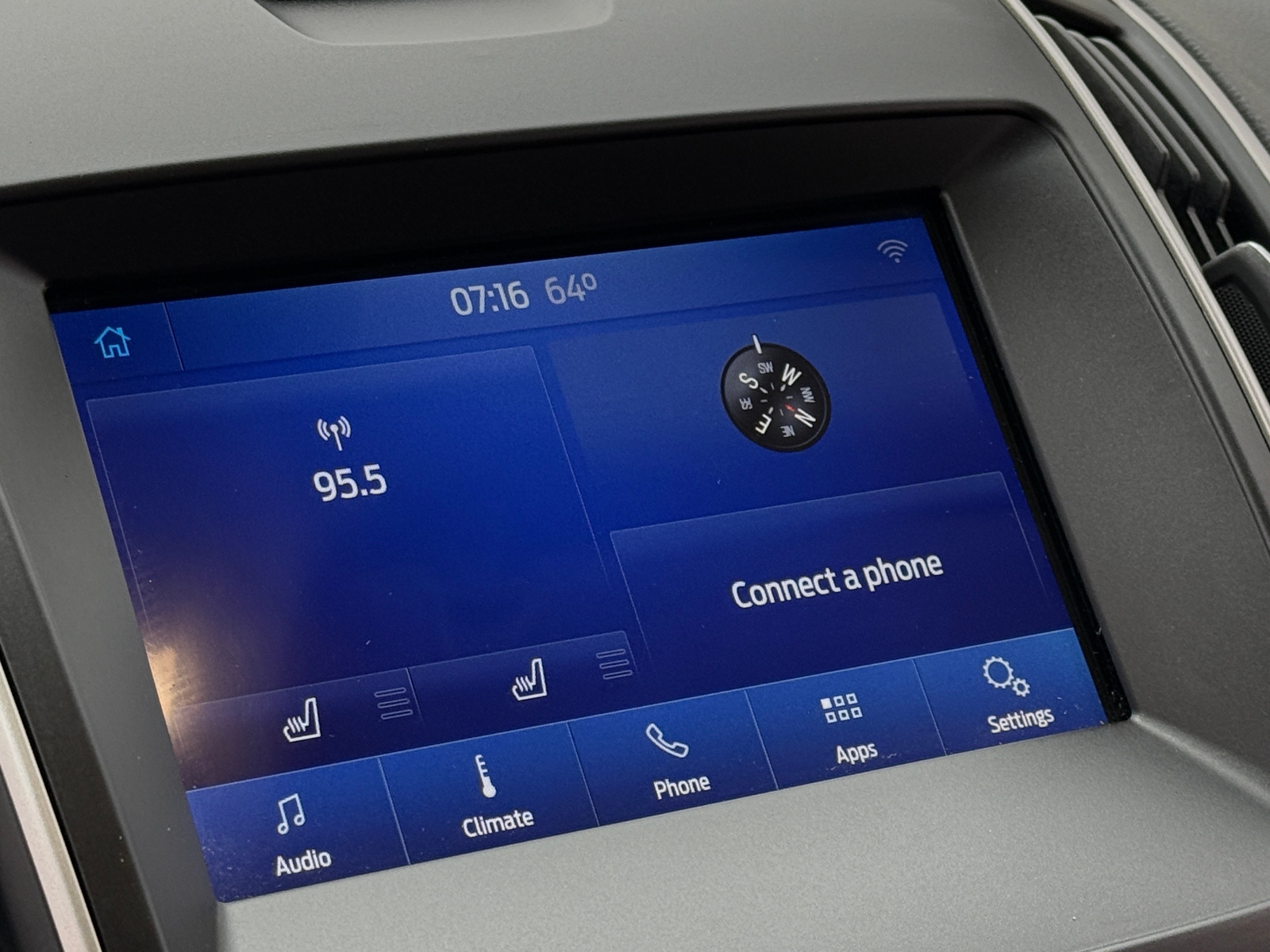 Thumbnail: 2020 Ford Edge - 3