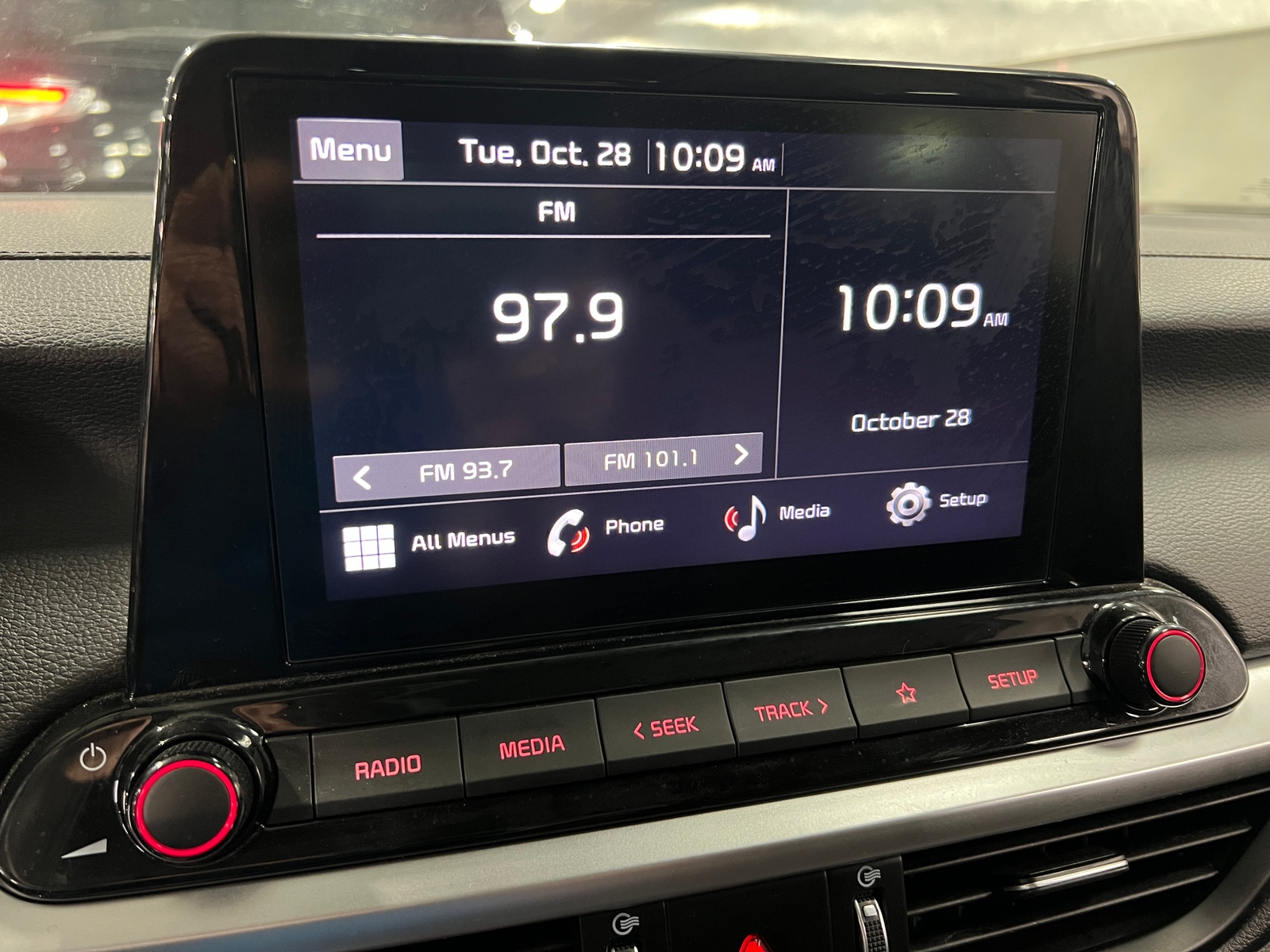 Thumbnail: 2024 Kia Forte - 4