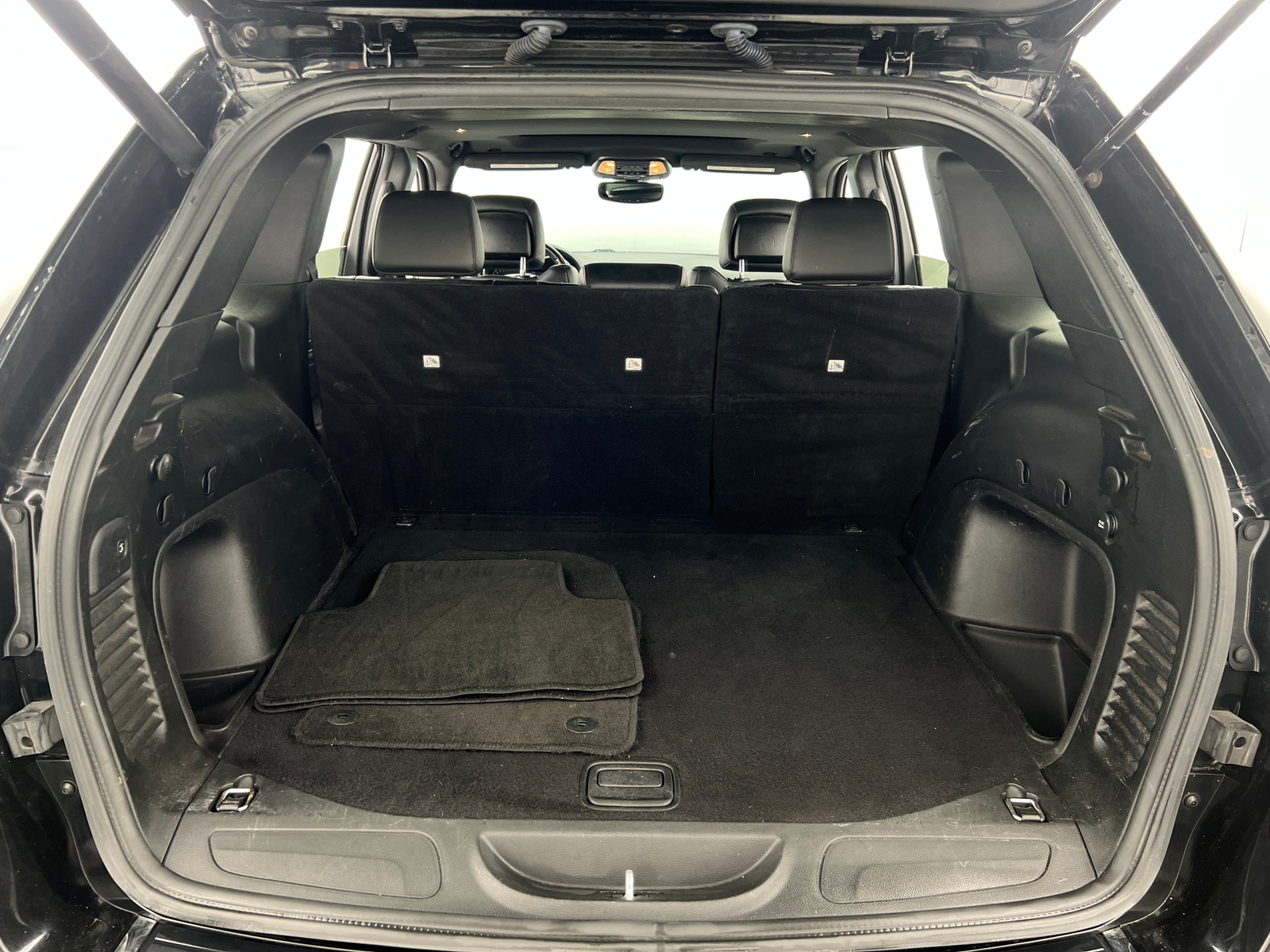 Thumbnail: 2022 Jeep Grand Cherokee - 6