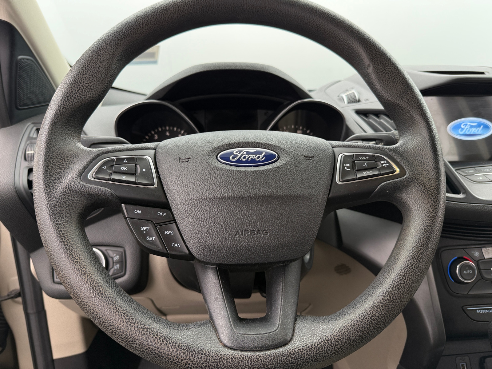 Thumbnail: 2017 Ford Escape - 5