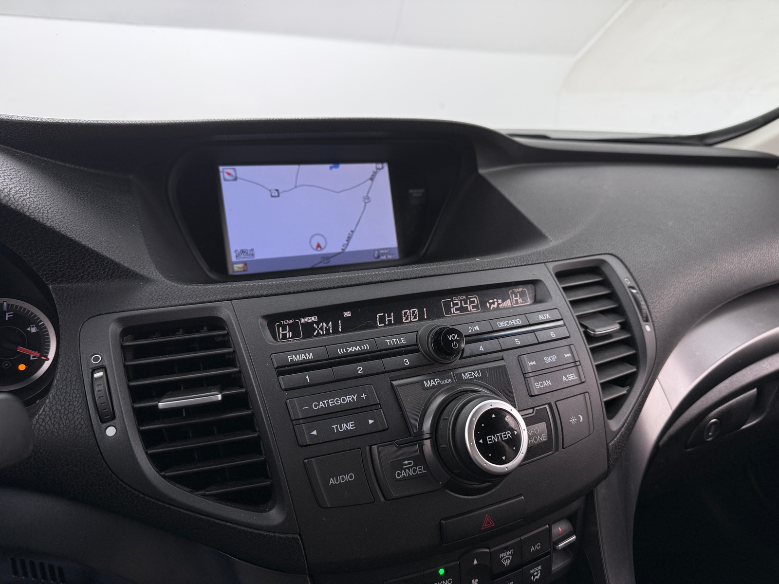 Thumbnail: 2012 Acura TSX - 3