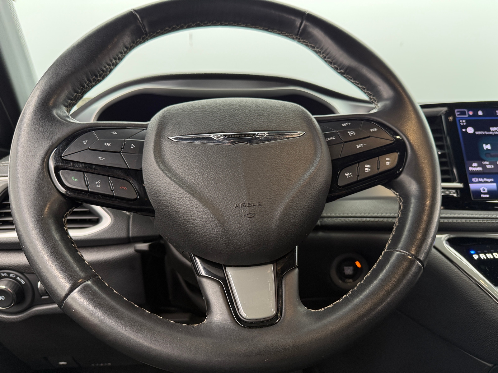 Thumbnail: 2021 Chrysler Pacifica - 5