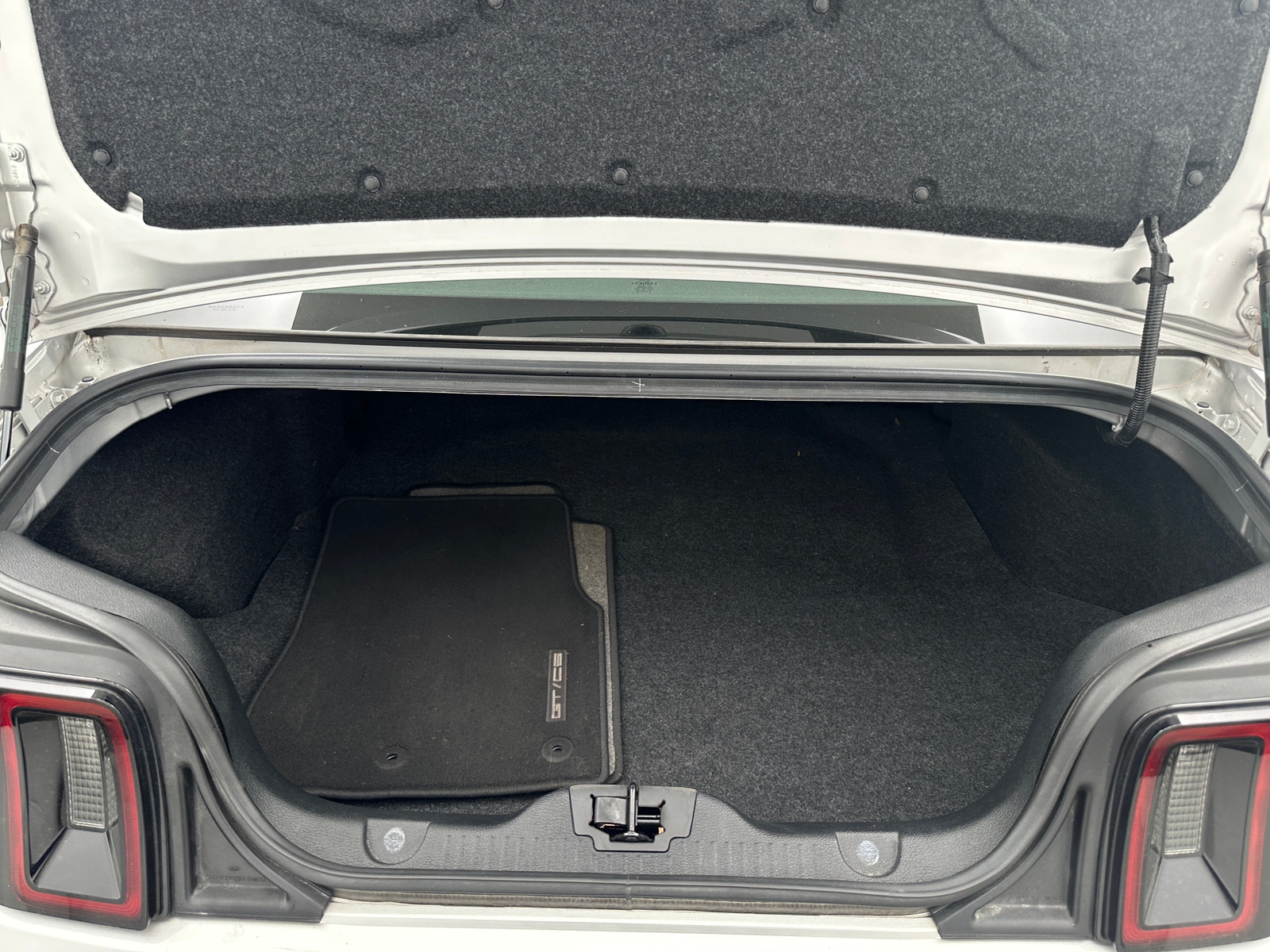 Thumbnail: 2013 Ford Mustang - 4