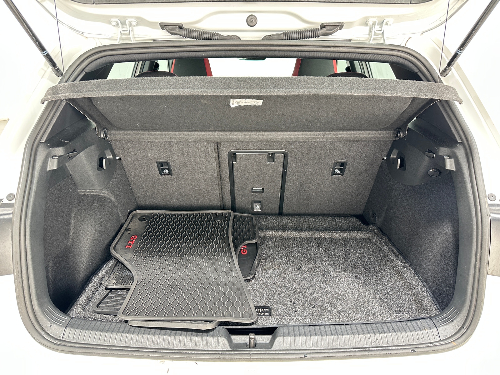 Thumbnail: 2024 Volkswagen Golf - 7