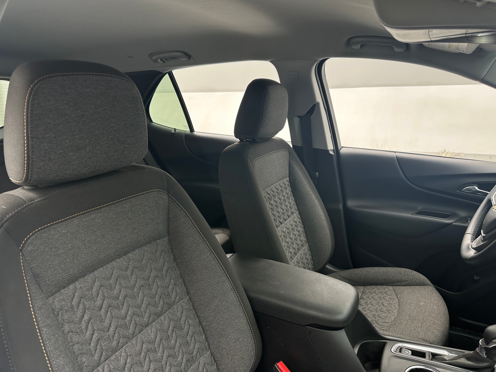 Thumbnail: 2023 Chevrolet Equinox - 2