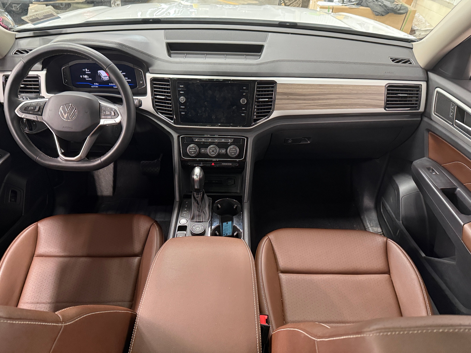 Thumbnail: 2021 Volkswagen Atlas - 3