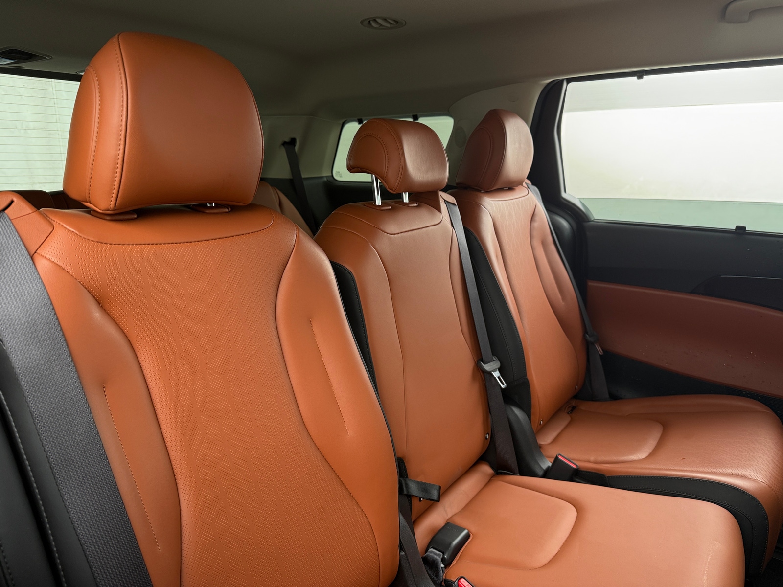 Thumbnail: 2023 Kia Carnival - 5