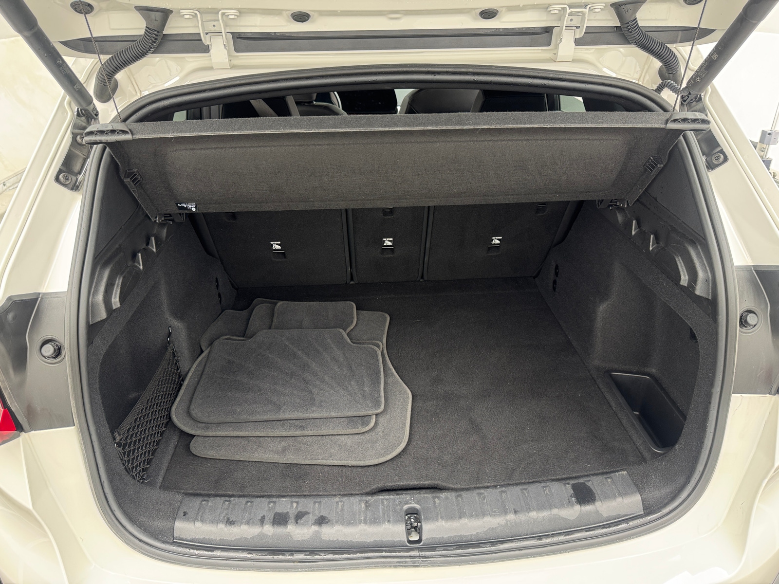 Thumbnail: 2023 BMW X1 - 6