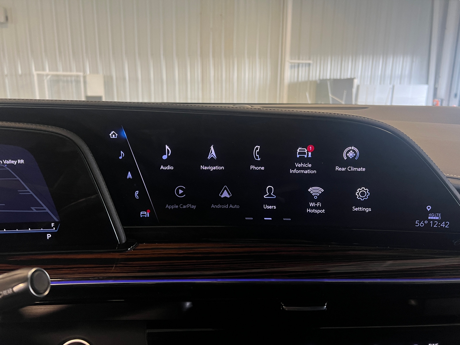 Thumbnail: 2024 Cadillac Escalade - 3