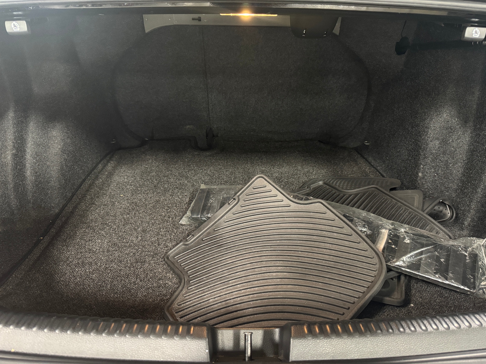 Thumbnail: 2018 Volkswagen Jetta - 7