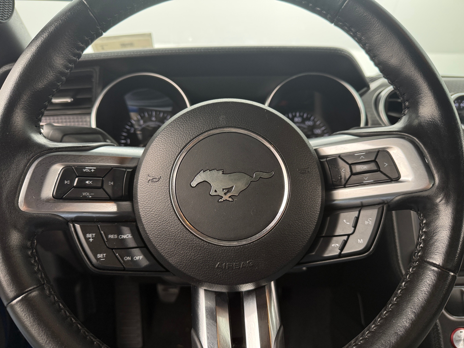 Thumbnail: 2018 Ford Mustang - 4