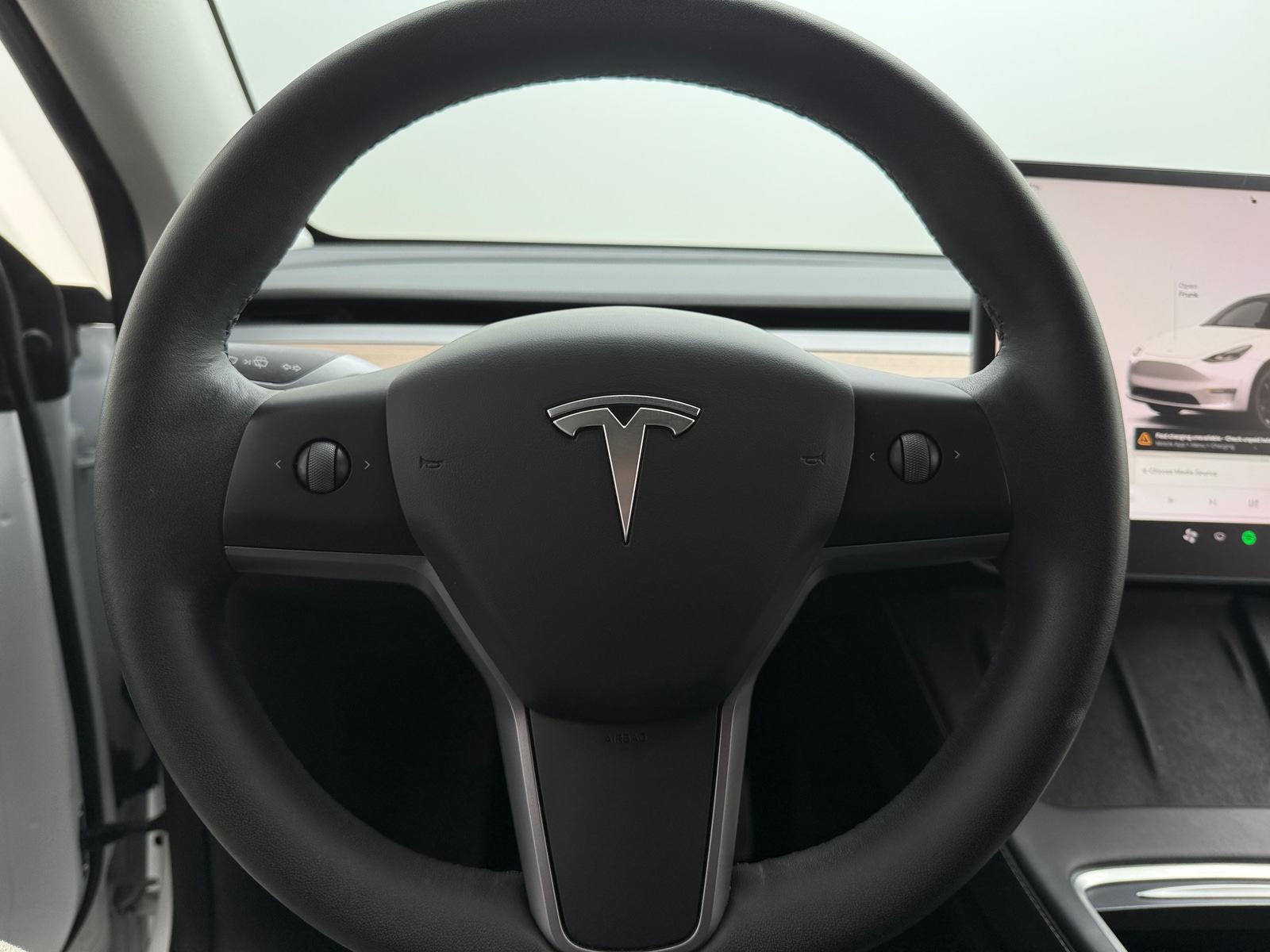 Thumbnail: 2023 Tesla Model Y - 4