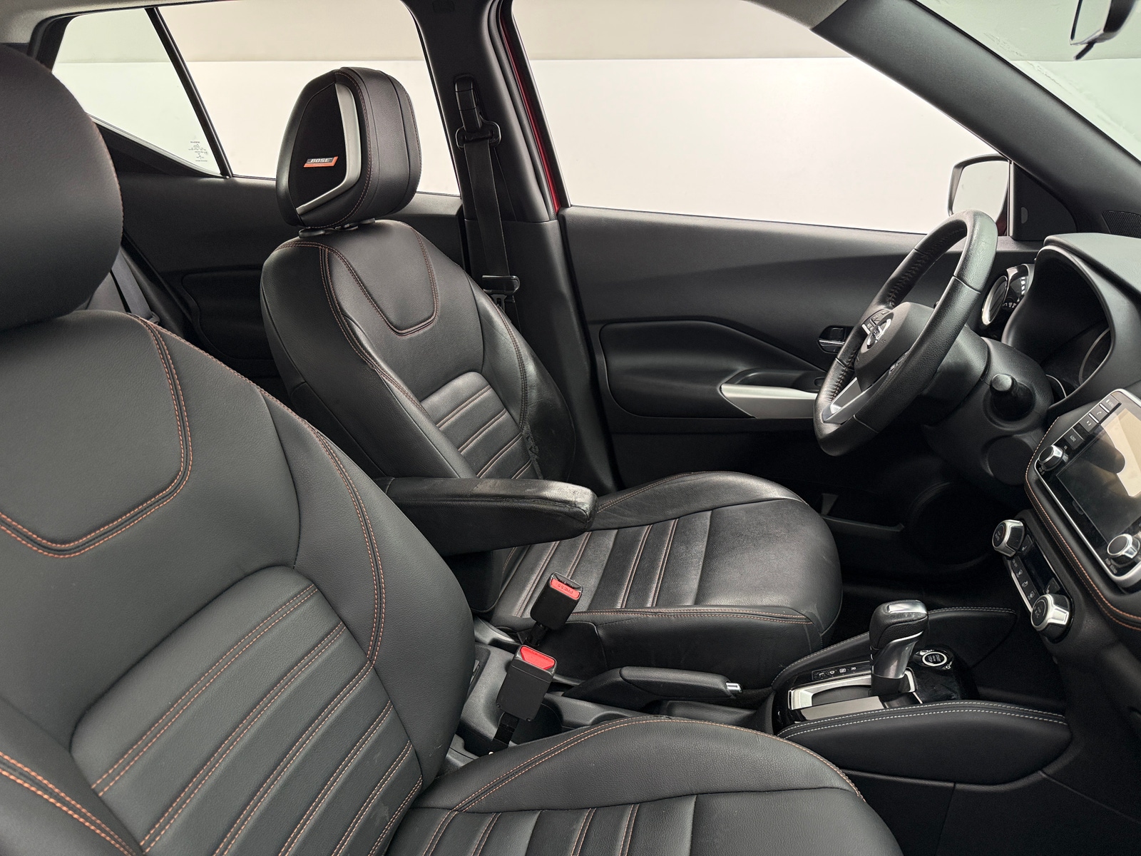 Thumbnail: 2019 Nissan Kicks - 2