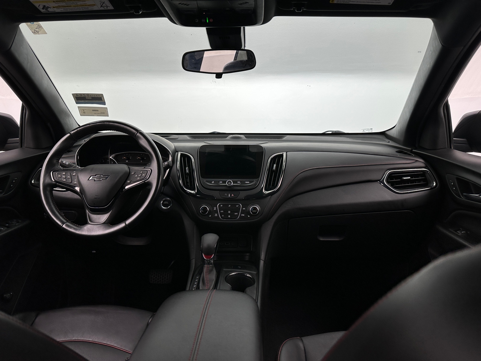 Thumbnail: 2022 Chevrolet Equinox - 3