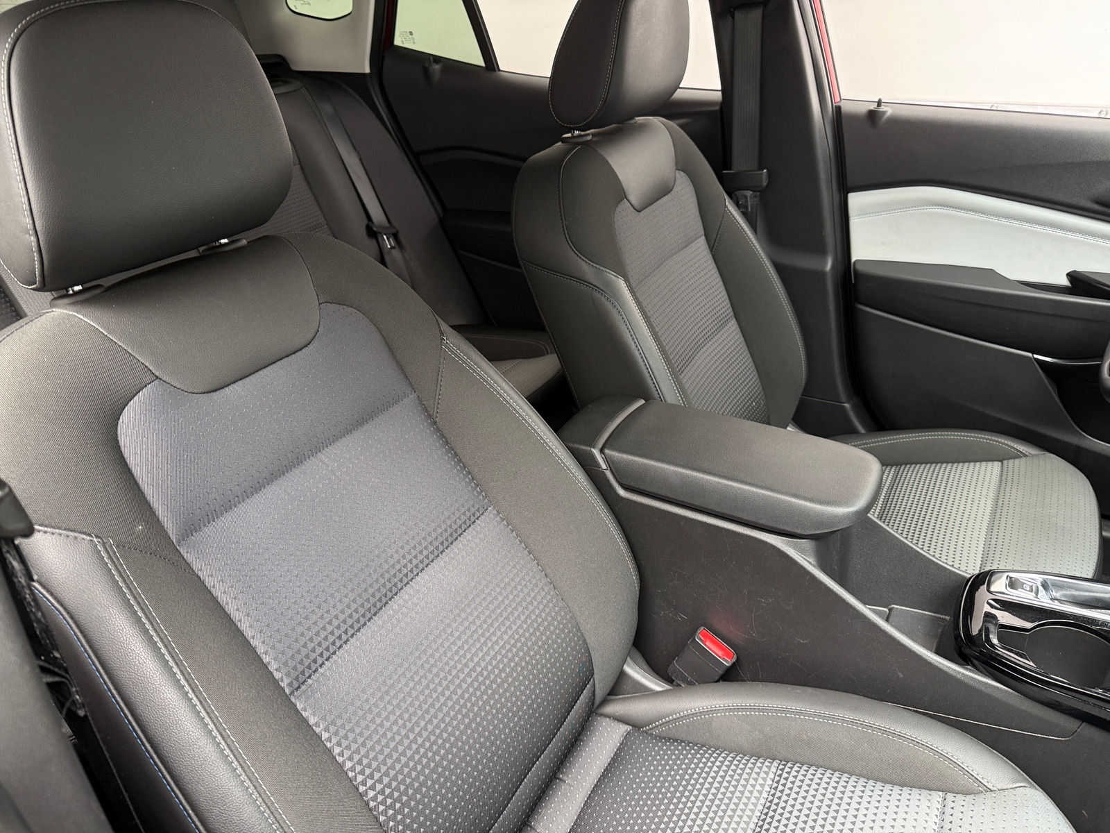 Thumbnail: 2024 Chevrolet Trax - 2