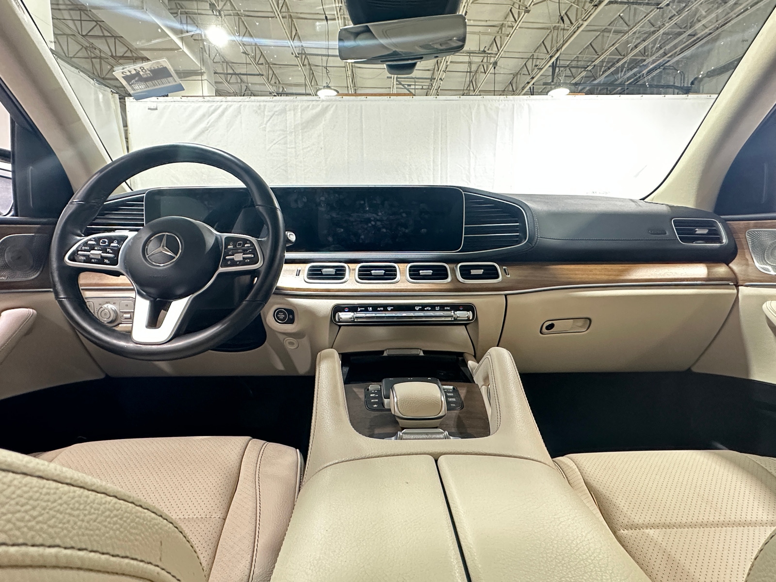 Thumbnail: 2021 Mercedes-Benz GLS - 2