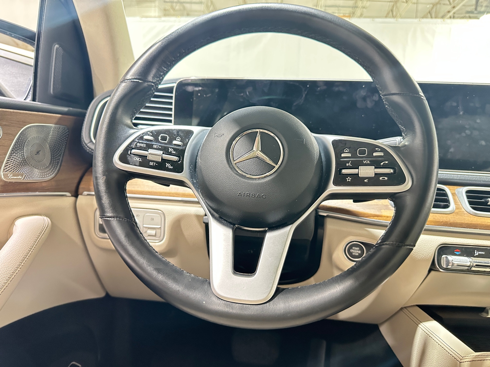Thumbnail: 2021 Mercedes-Benz GLS - 4
