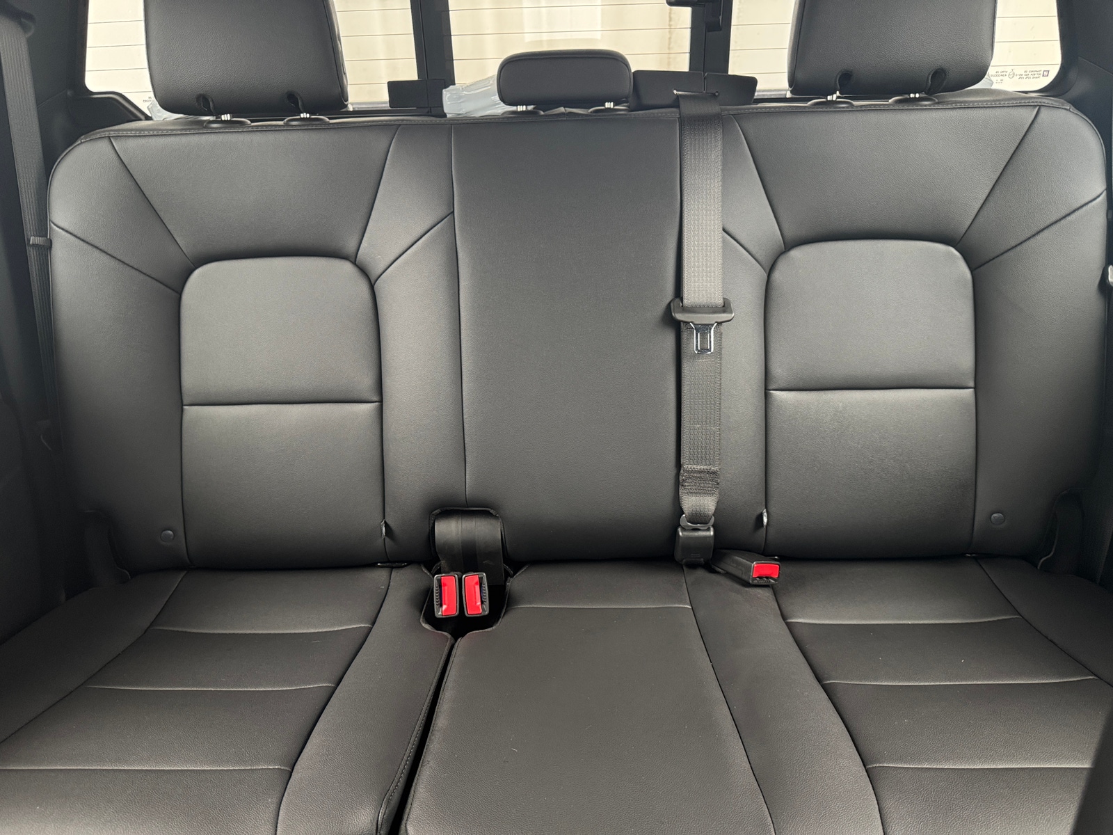 Thumbnail: 2024 Chevrolet Colorado - 6