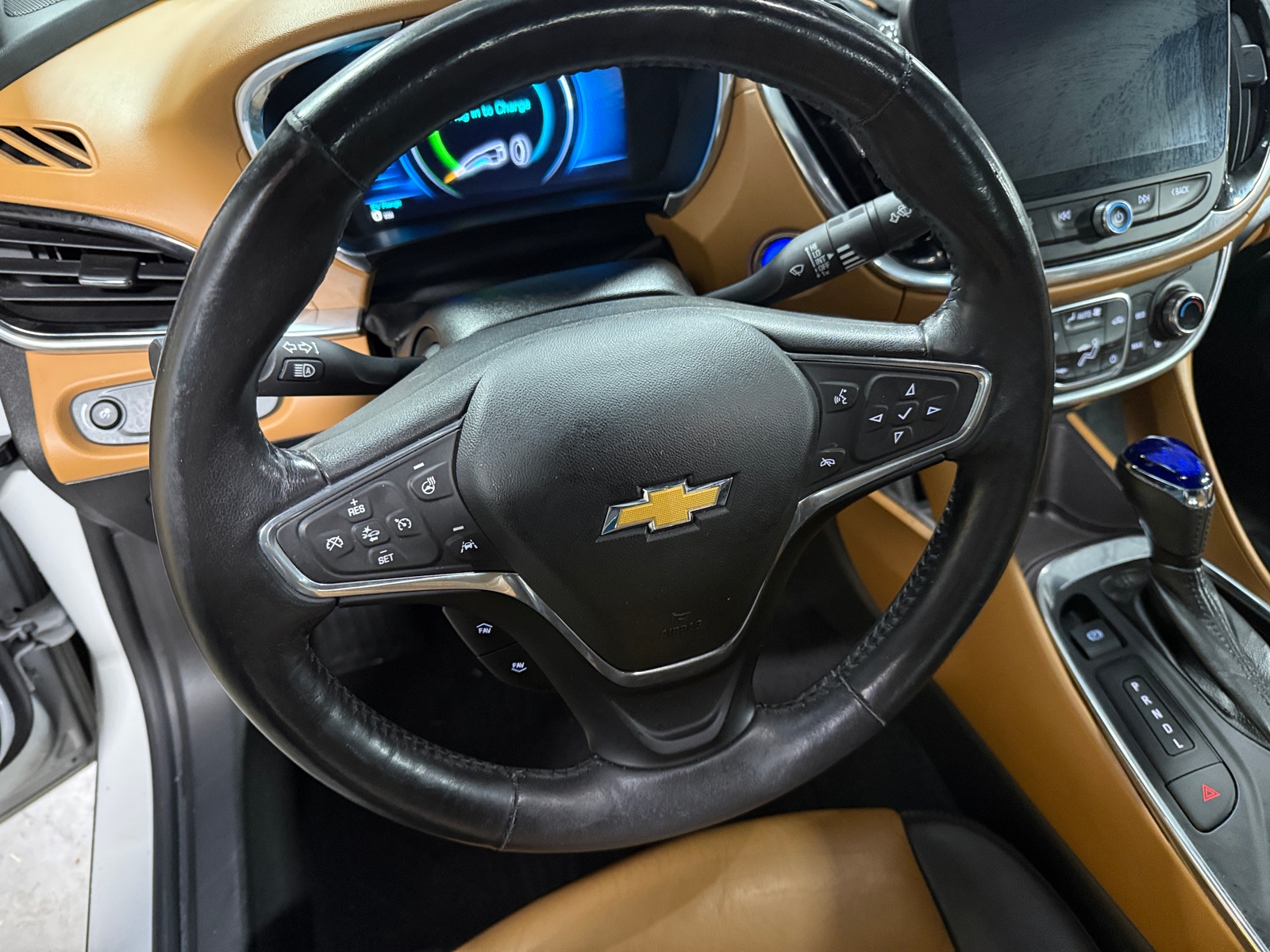 Thumbnail: 2016 Chevrolet Volt - 4