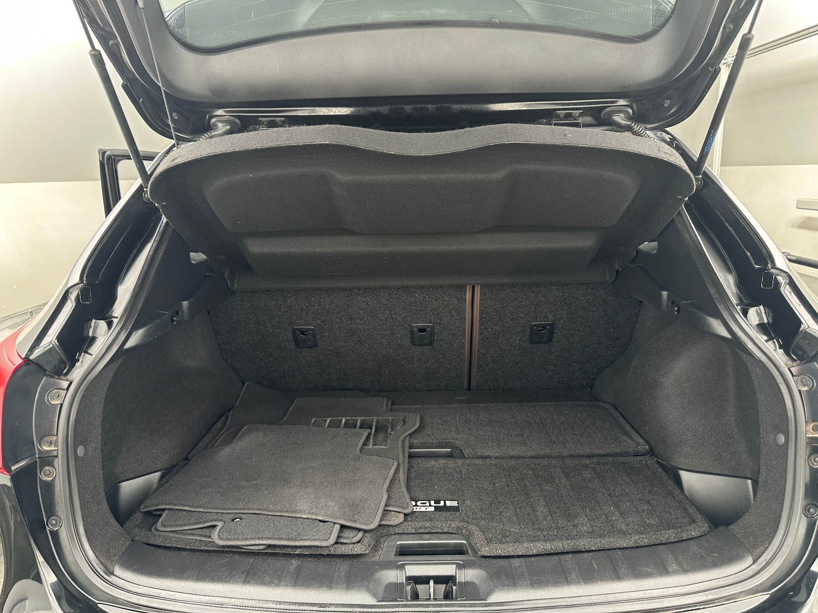 Thumbnail: 2018 Nissan Rogue Sport - 6