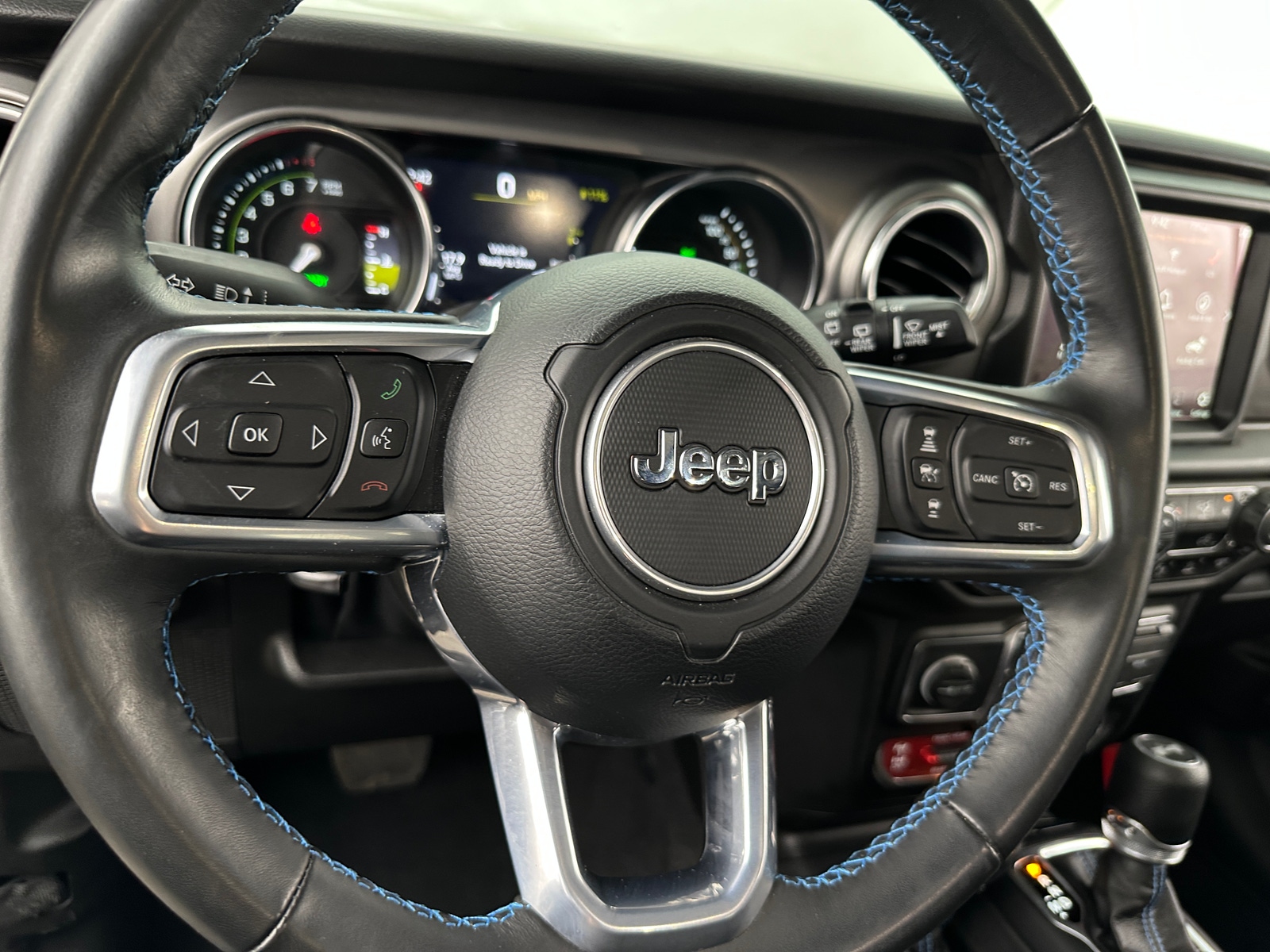 Thumbnail: 2022 Jeep Wrangler - 5