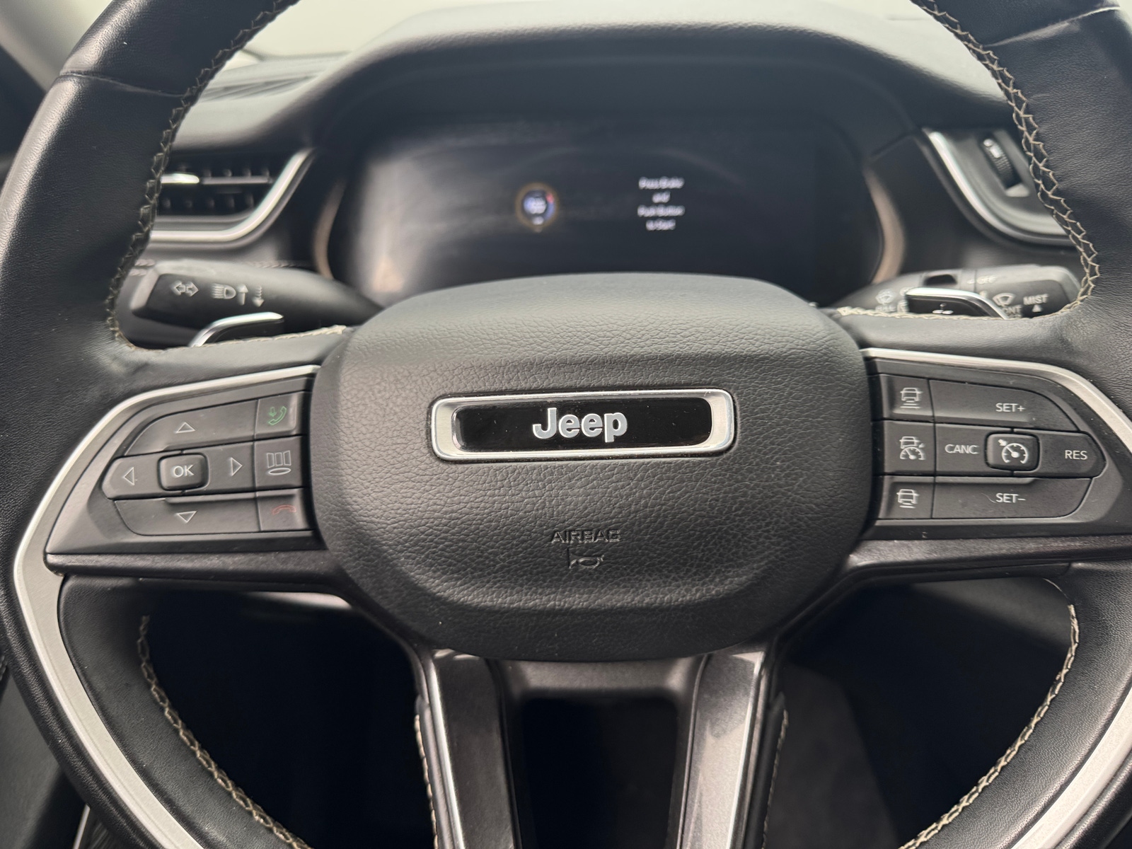 Thumbnail: 2022 Jeep Grand Cherokee L - 5