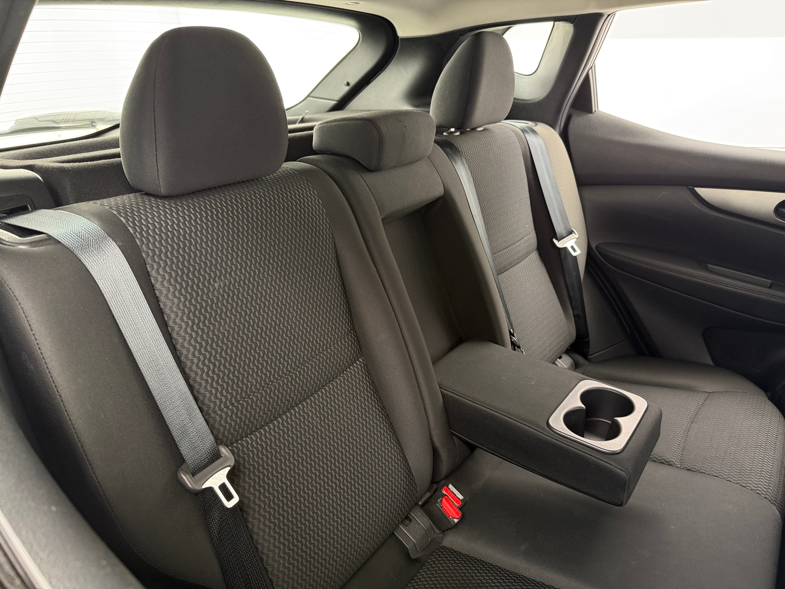 Thumbnail: 2019 Nissan Rogue Sport - 6