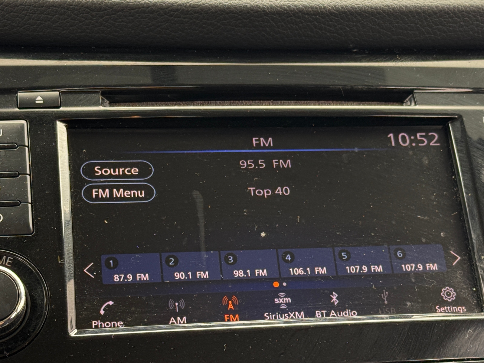 Thumbnail: 2019 Nissan Rogue Sport - 4