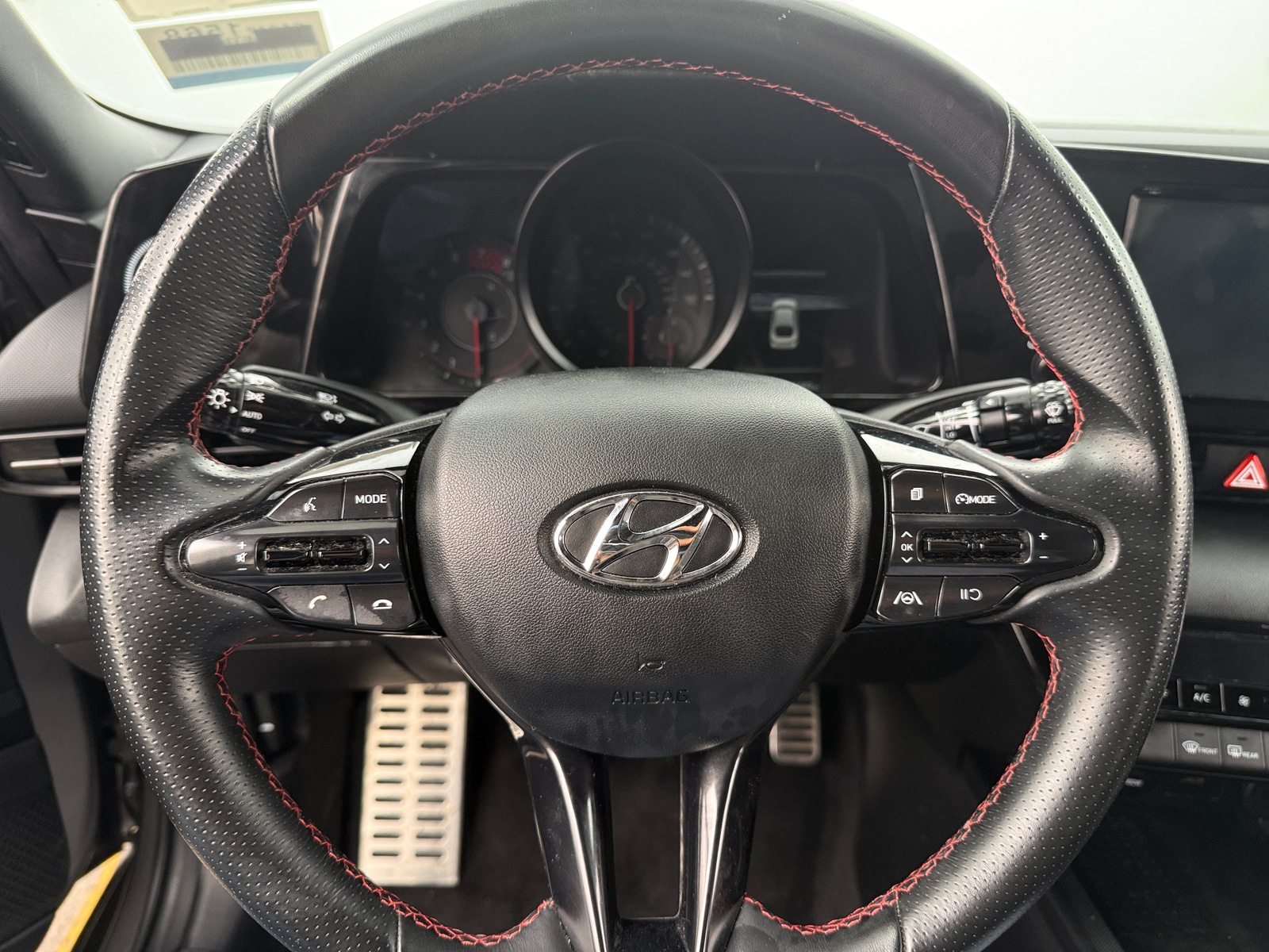 Thumbnail: 2022 Hyundai Elantra - 4