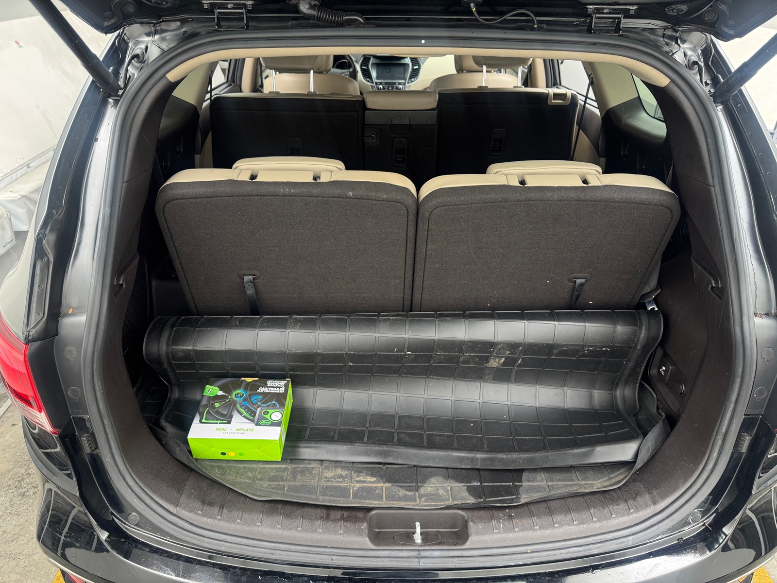 Thumbnail: 2017 Hyundai Santa Fe - 6