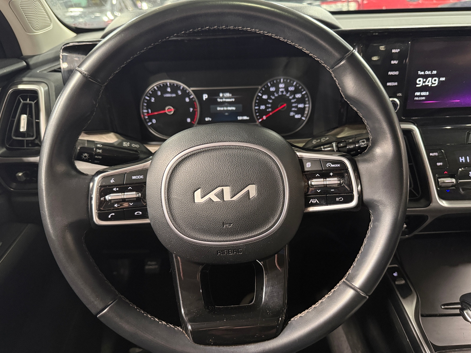 Thumbnail: 2022 Kia Sorento - 4