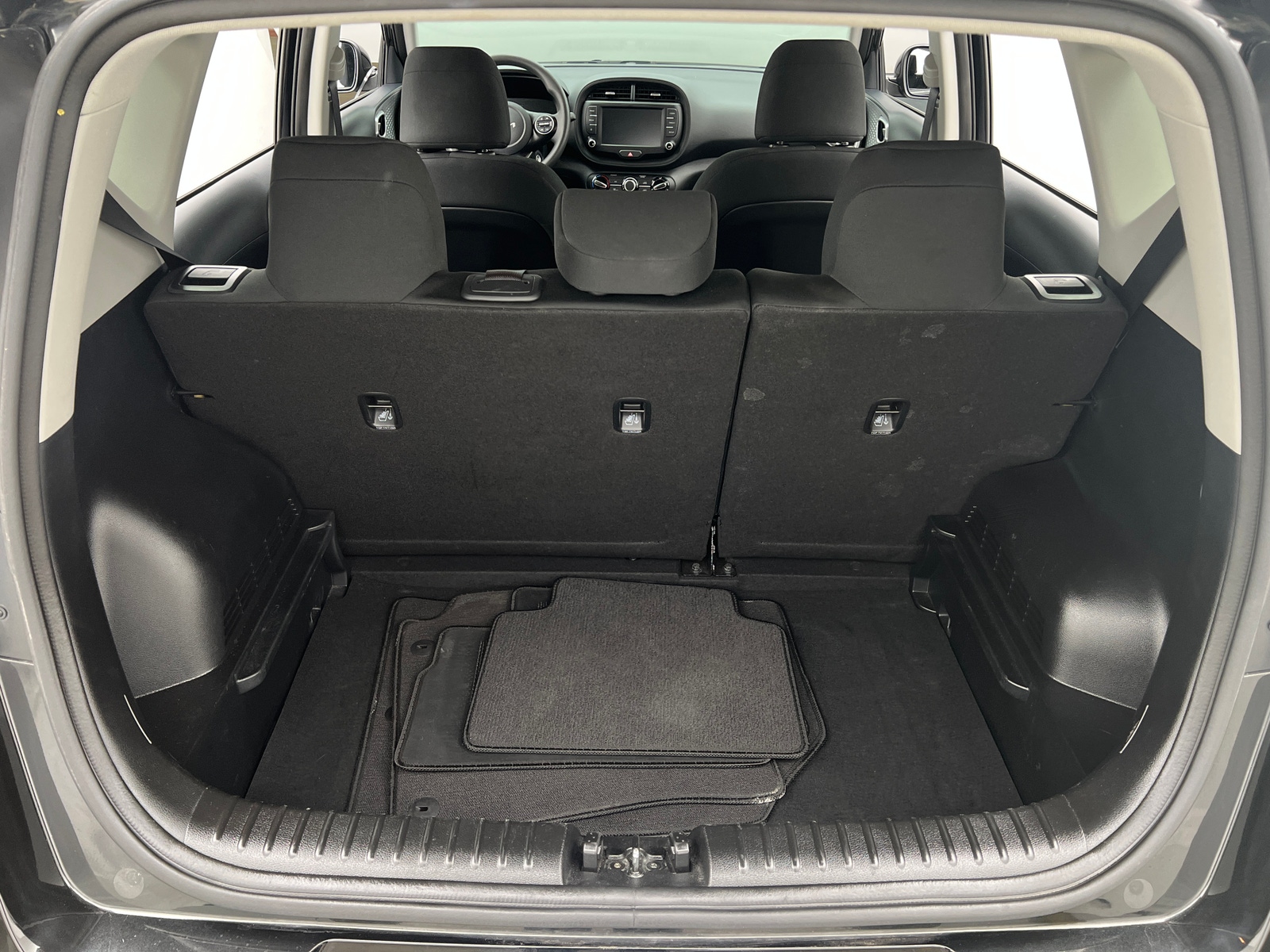 Thumbnail: 2024 Kia Soul - 7