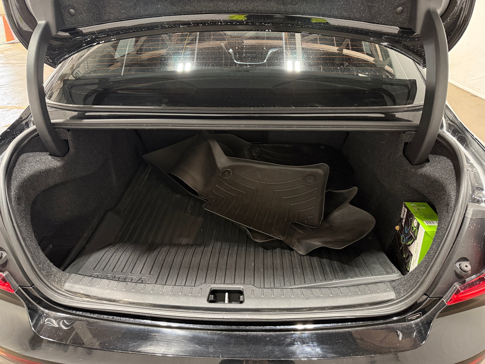 Thumbnail: 2019 Volvo S60 - 6