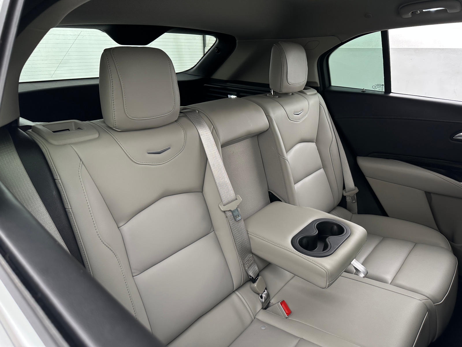 Thumbnail: 2023 Cadillac XT4 - 5