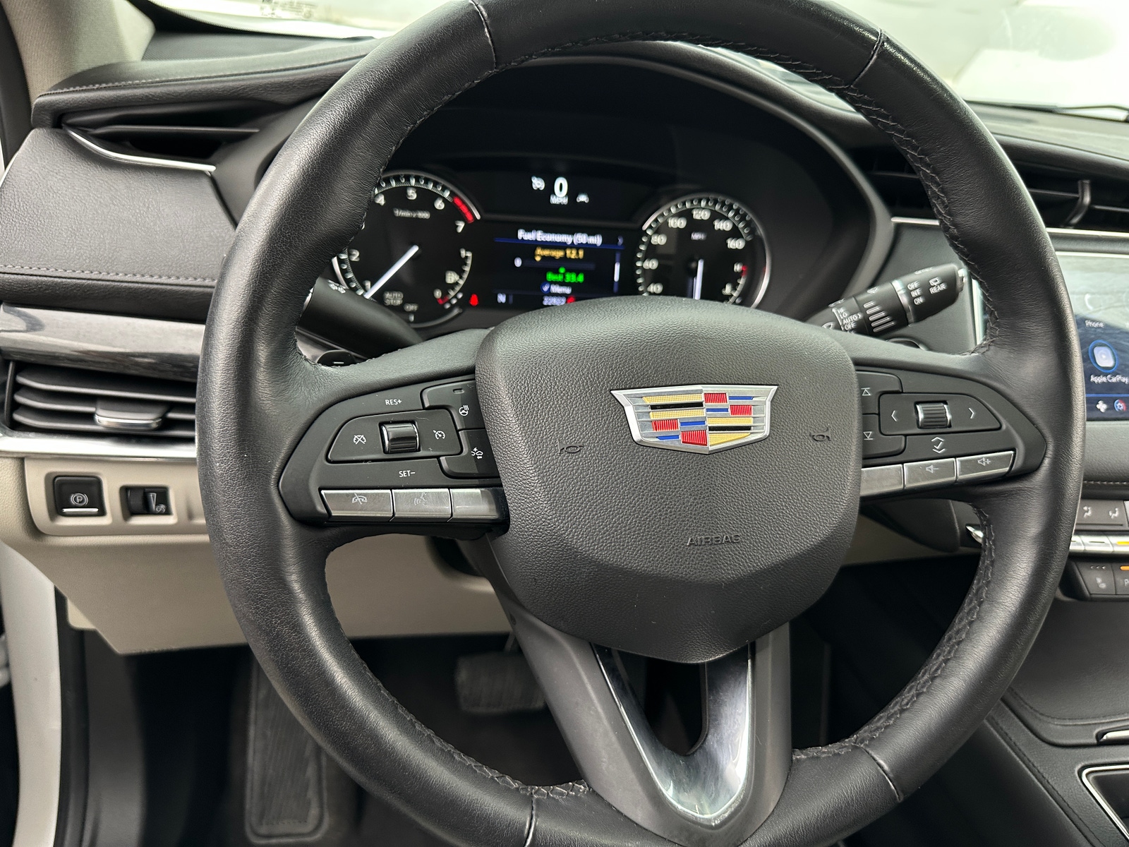 Thumbnail: 2023 Cadillac XT4 - 4