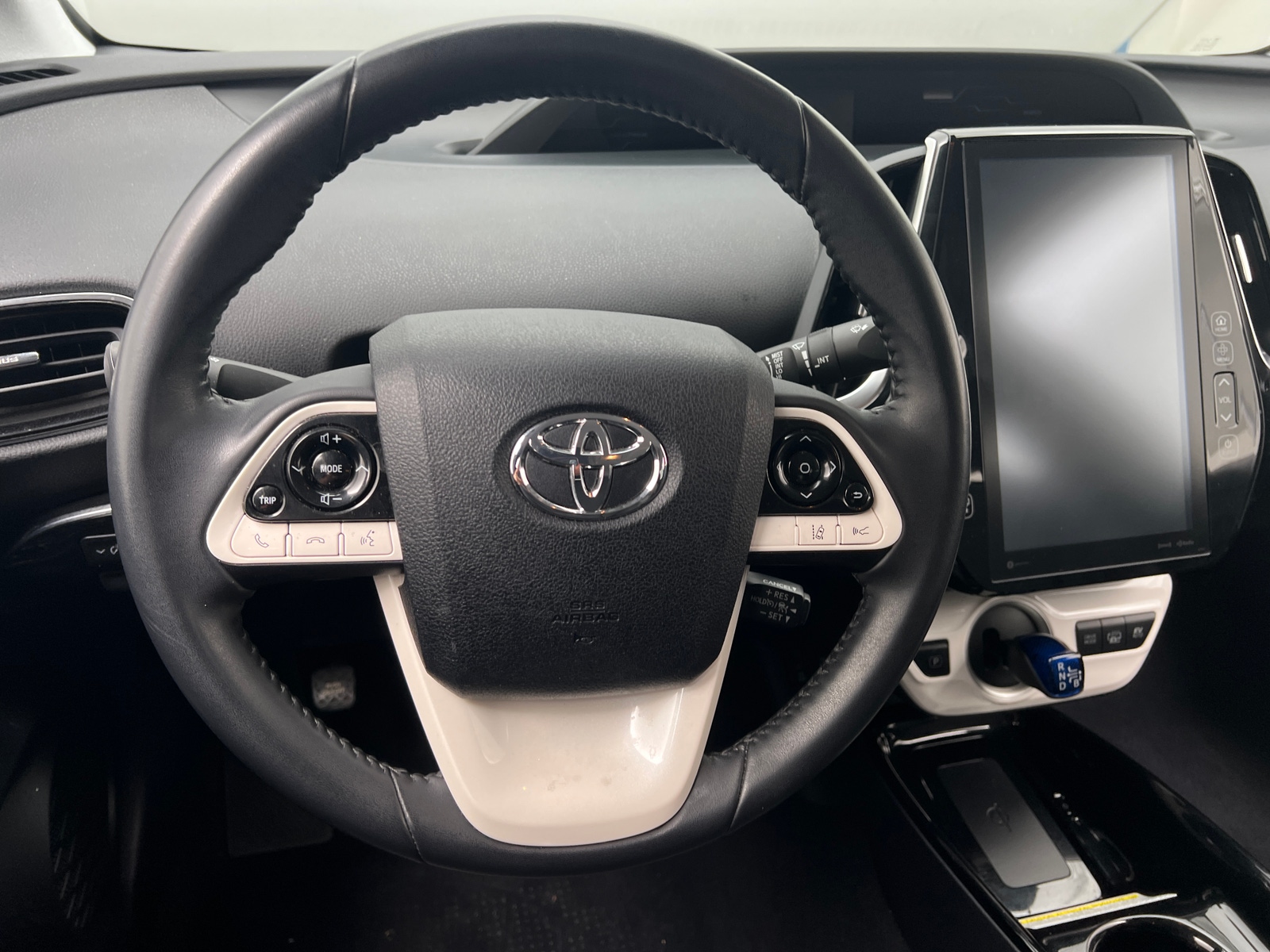 Thumbnail: 2017 Toyota Prius Prime - 4