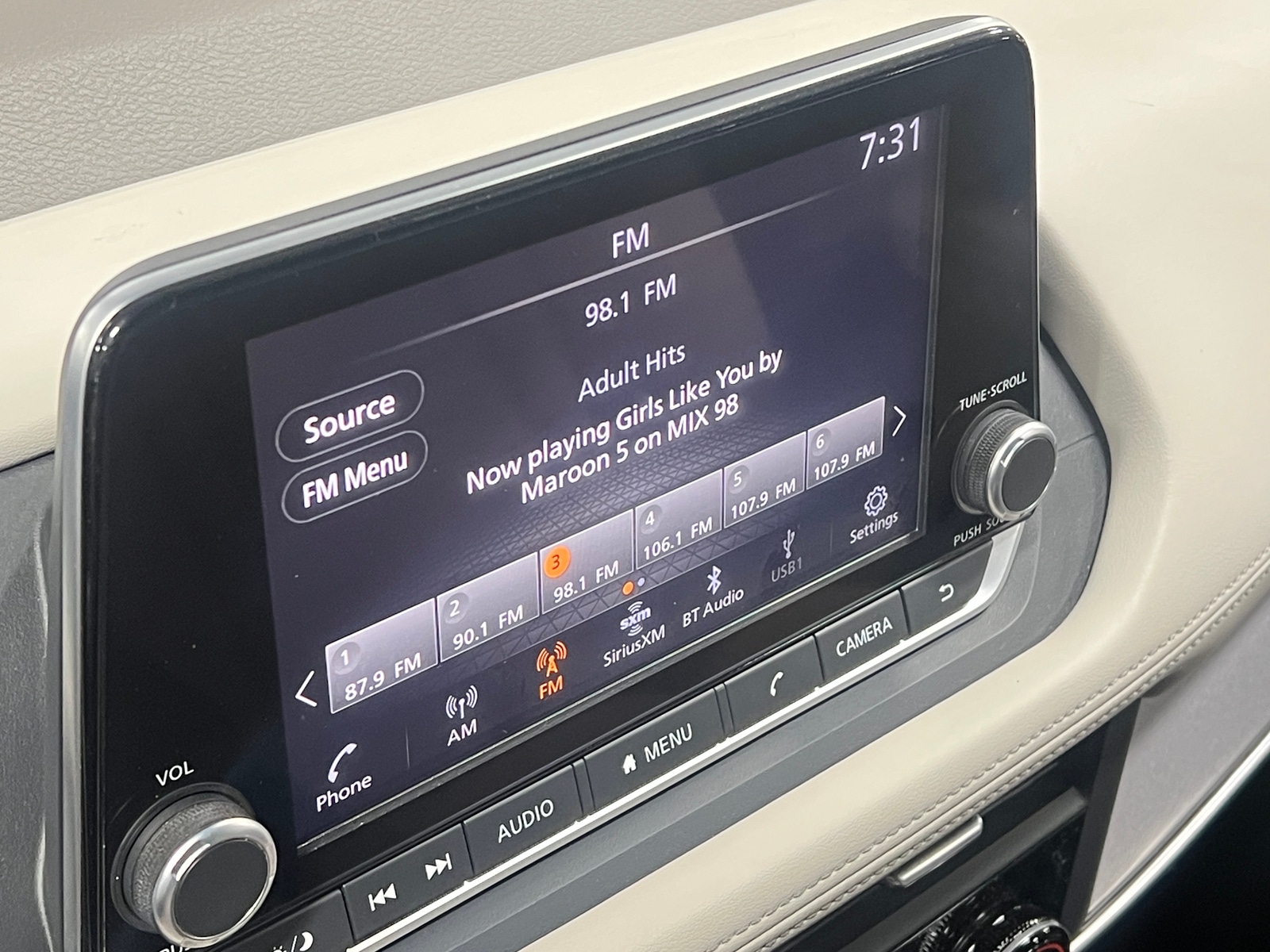 Thumbnail: 2023 Nissan Rogue - 4