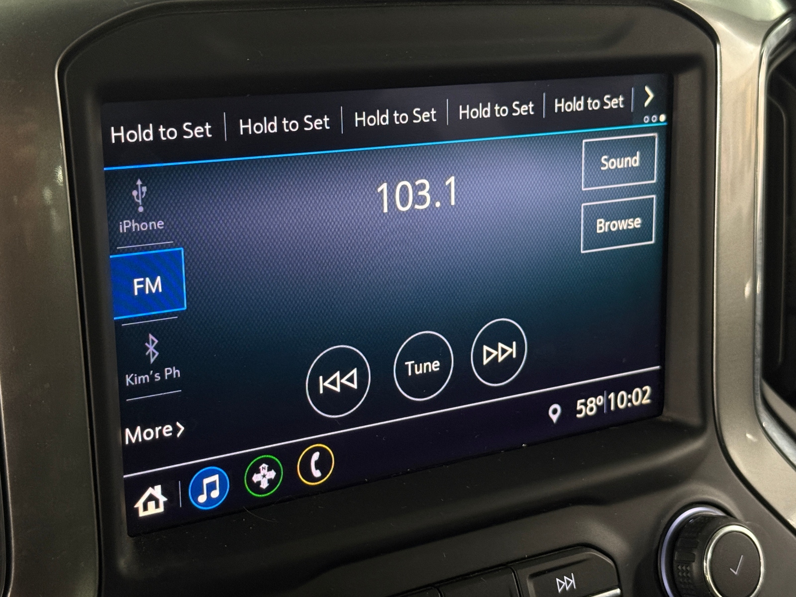 Thumbnail: 2019 Chevrolet Silverado 1500 - 4