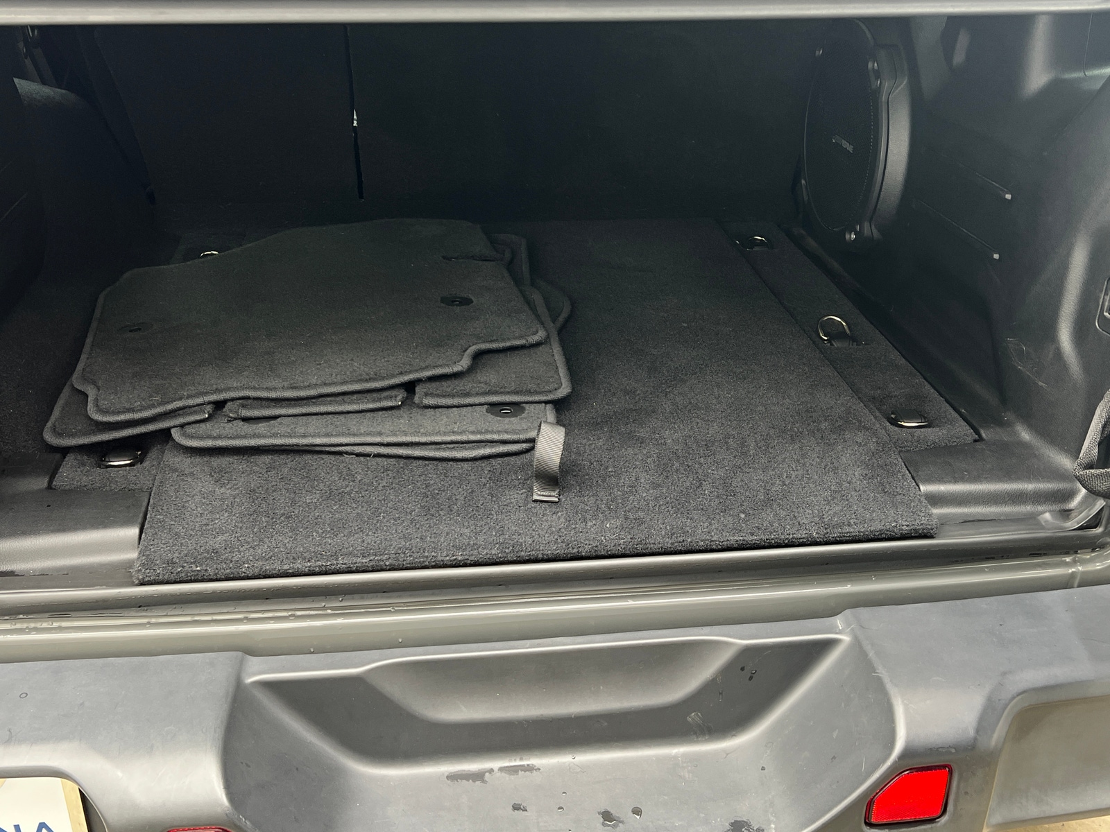 Thumbnail: 2018 Jeep Wrangler - 6