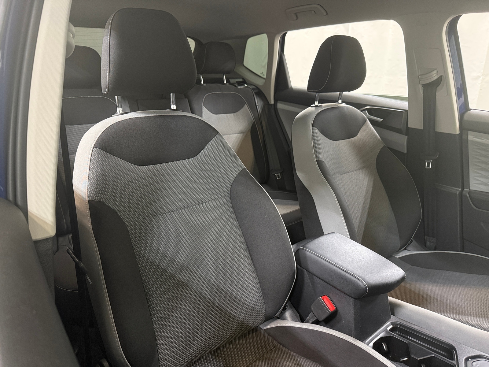 Thumbnail: 2022 Volkswagen Taos - 2